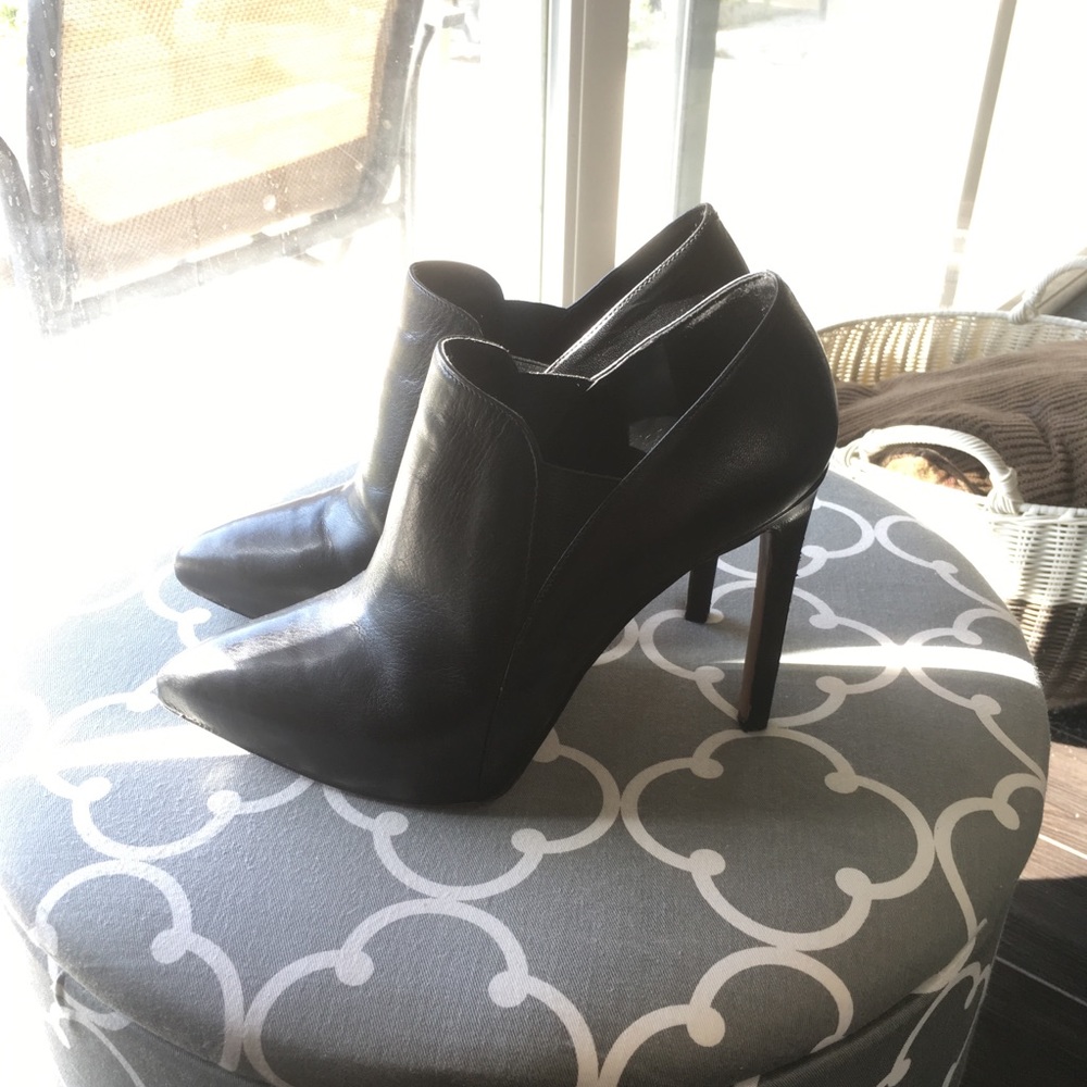 Nine West 4 inch high heel booties